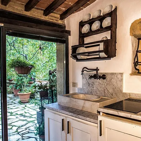Ancora Tenuta Lonciano Gualdo (Tuscany)