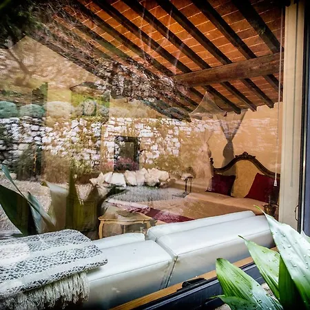 Ancora Tenuta Lonciano Gualdo (Tuscany)