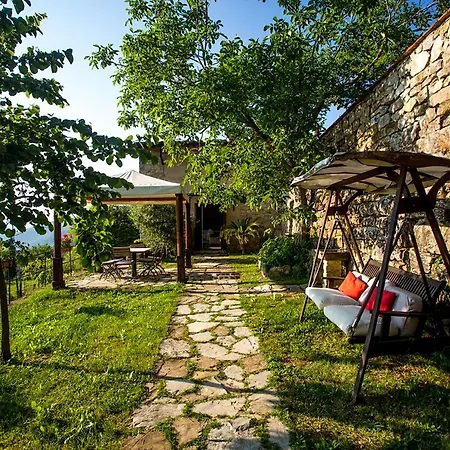 Ancora Tenuta Lonciano Villa Gualdo (Tuscany)